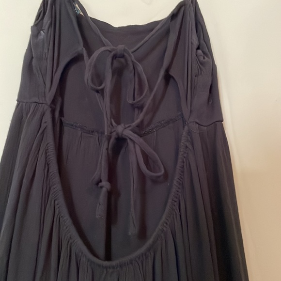 Open Back High-Low Dress - Picture 5 of 5